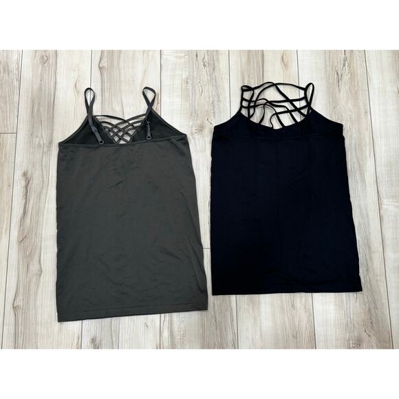 Women's Layering Stretch Slimming Tank Top Zenana Outfitters 2X 3X Black Gray - Picture 4 of 4